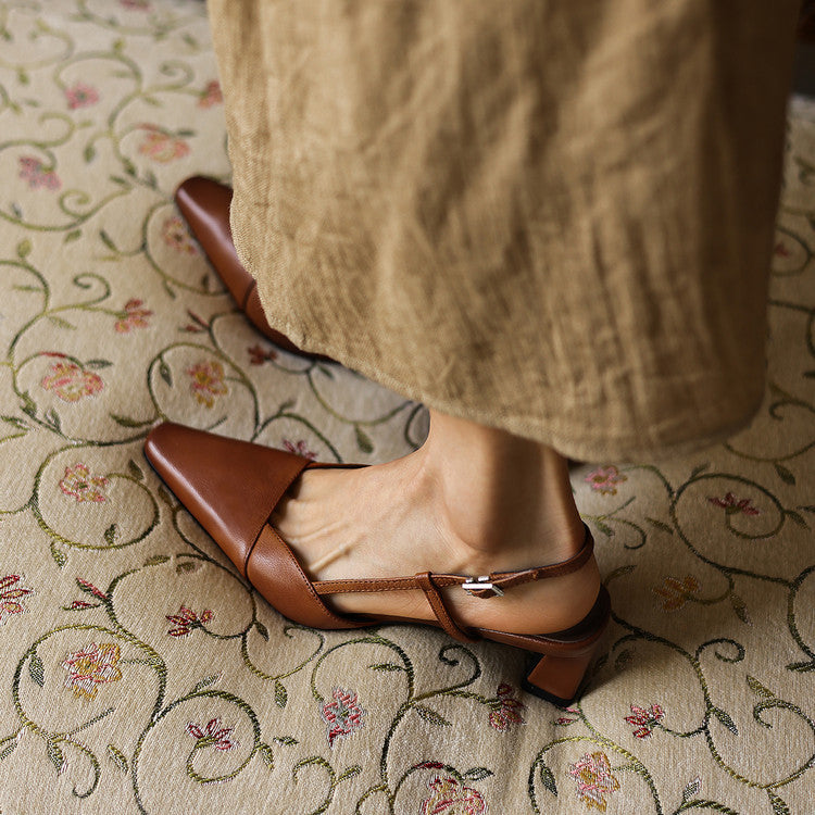 Serelle | Tacones de Cuero con Correa en el Talón