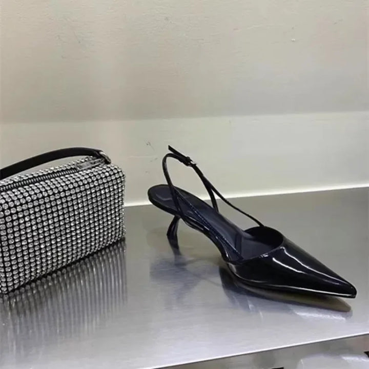 Madison | Tacones Bajos de Dama con Correa
