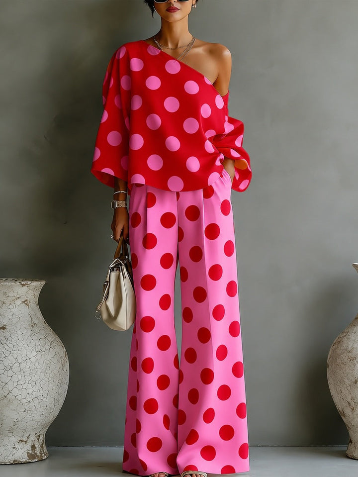 Conjunto de Top Rosa Retro con Lunares y Pantalones de Pierna Ancha
